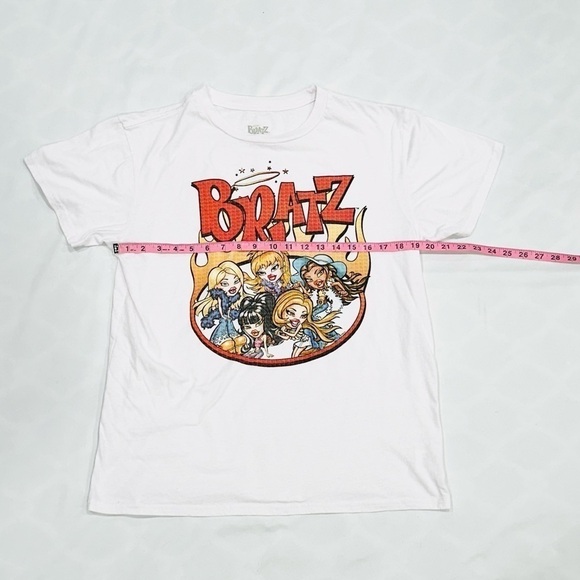 Bratz Girls White Multicolor Graphic T-shirt - Picture 5 of 8